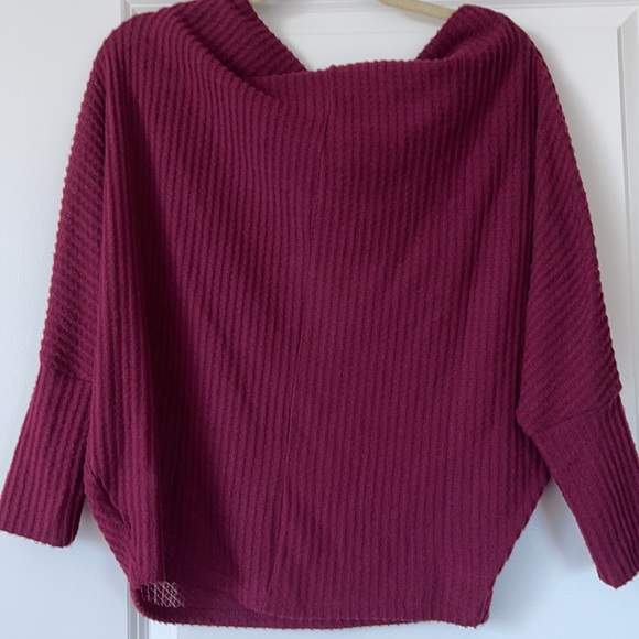 Pink Lily sweater - Picture 5 of 5